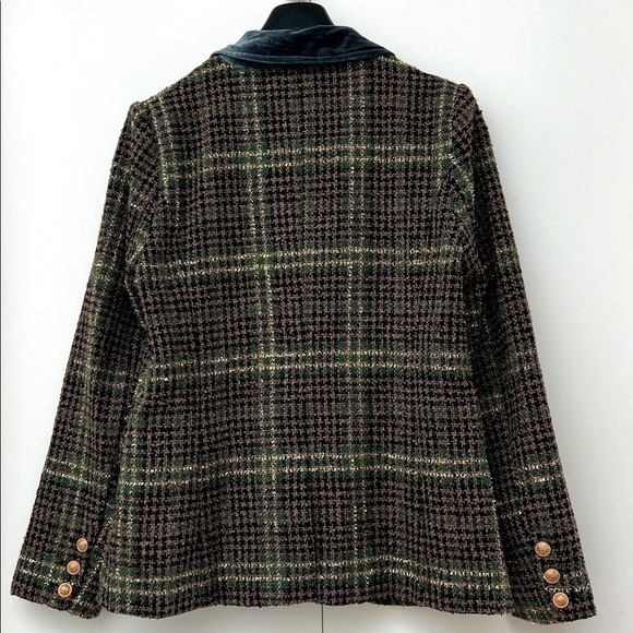 MYSTREE | Tweed with metallic gold weave Velvet details Blazer Jacket - Picture 10 of 13